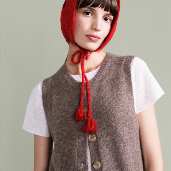 Hansel From Basel Cashmere Belen Vest in Hazelnut (size 2) - Picture 2 of 5
